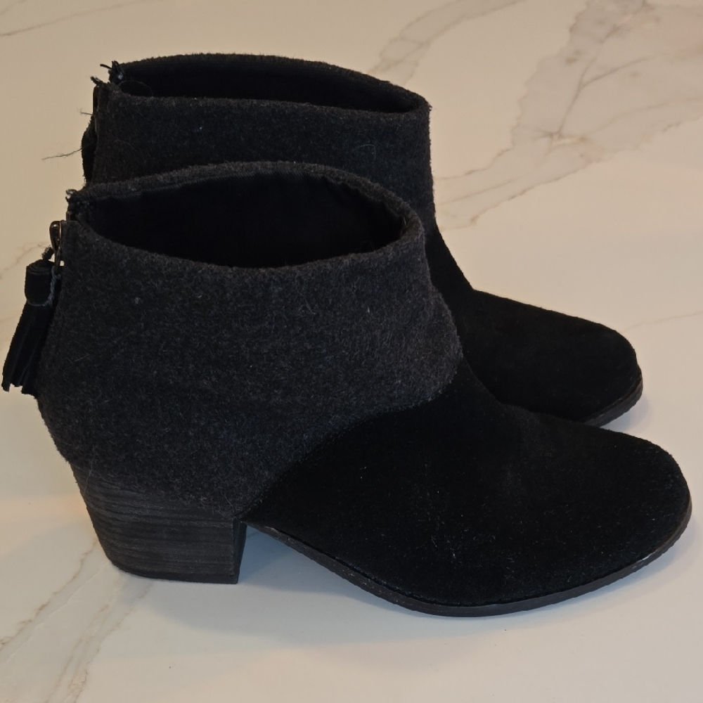 Toms Black Ankle Booties with Tassel